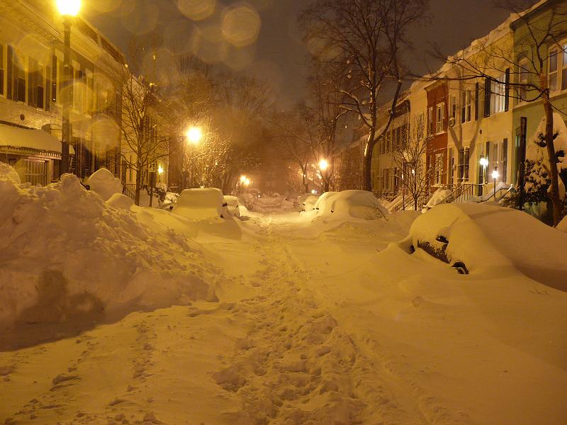 P1160216.JPG - Woody took some pictures at 8PM 2/10/10. Looking West down the middle of the street from near Ray & Earl's.
